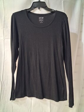 Apt. 9 Black Long-Sleeve Crewneck Tee